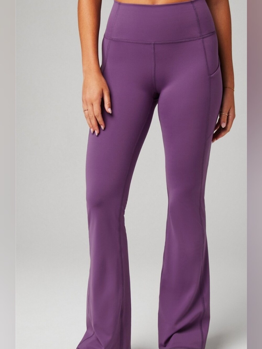 Fabletics NWT Oasis High-Waisted Kick Flare-Tall Size XXL-1X Purple Mystique.